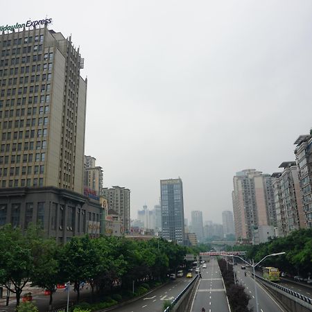 Holiday Inn Express Chongqing Guanyinqiao By Ihg Exteriör bild