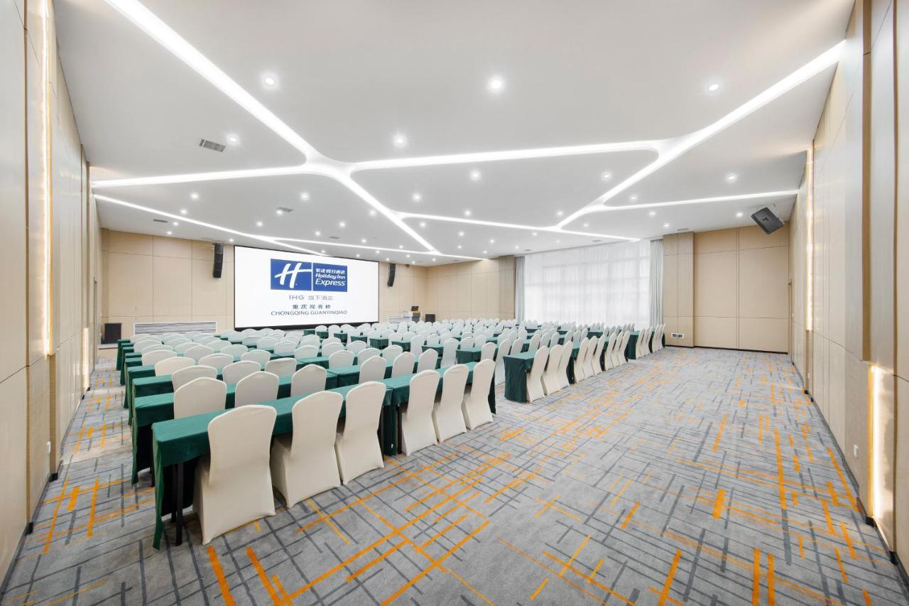 Holiday Inn Express Chongqing Guanyinqiao By Ihg Exteriör bild