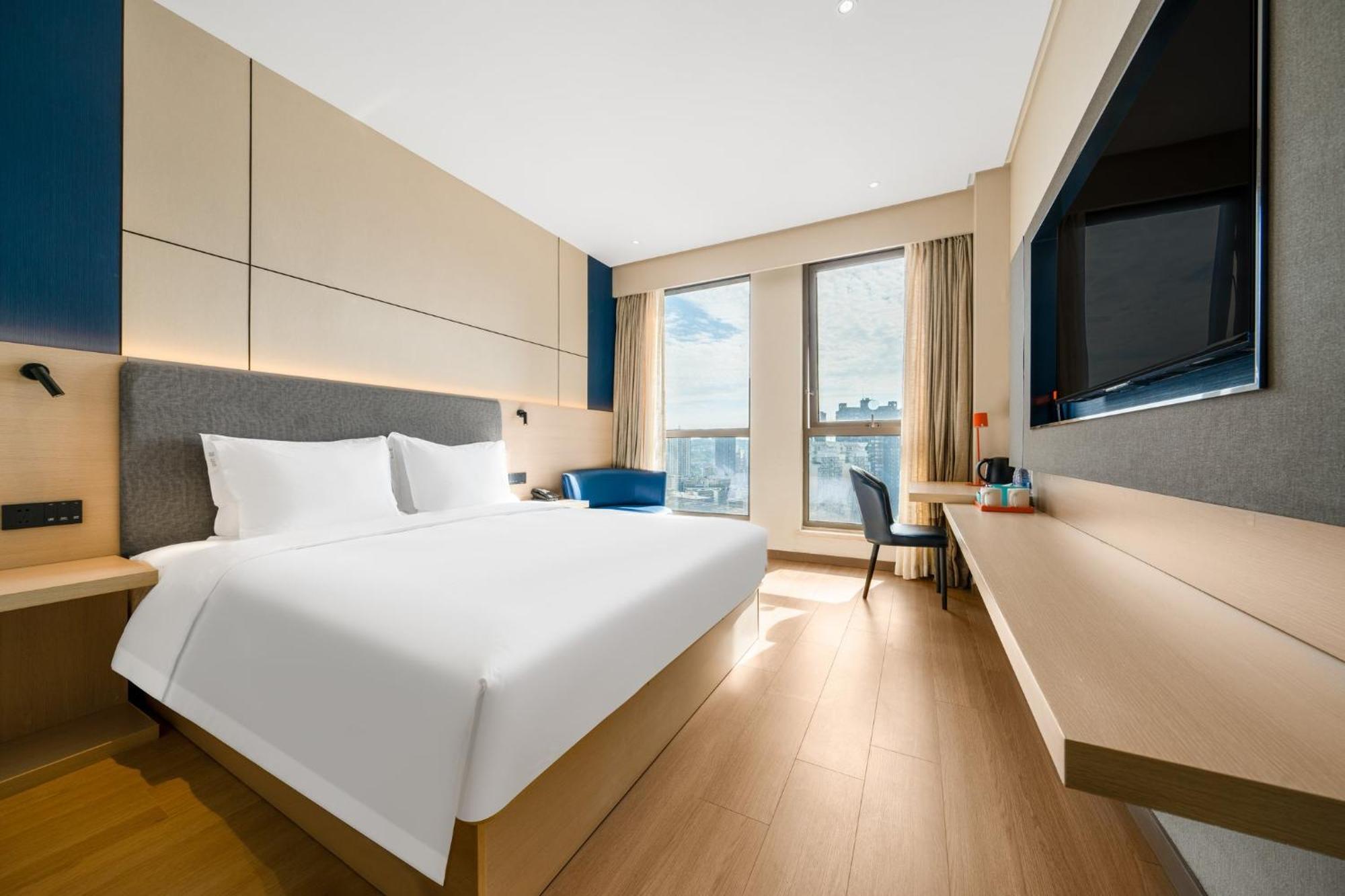 Holiday Inn Express Chongqing Guanyinqiao By Ihg Exteriör bild
